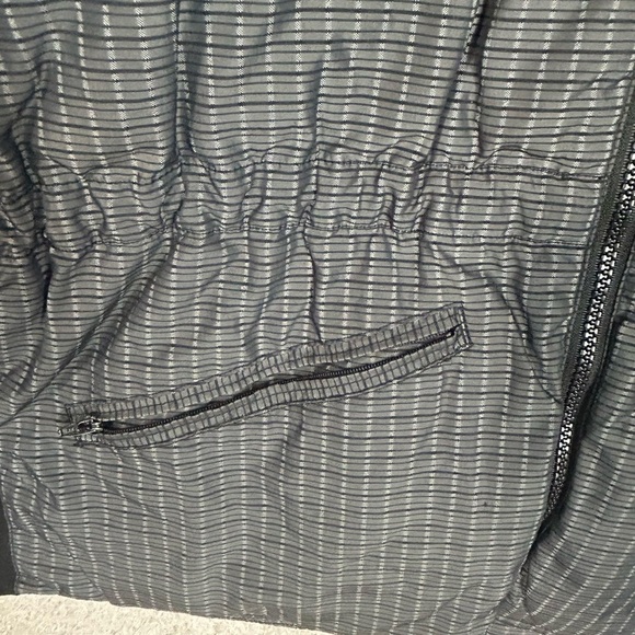 The North Face Full Zip Mens XL RN 61661 CA 30516 Gray Nylon Poly Jacket - Picture 5 of 11